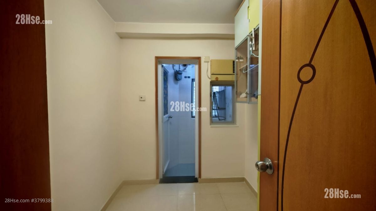 汀雅苑 售盘 3 房 495 平方尺