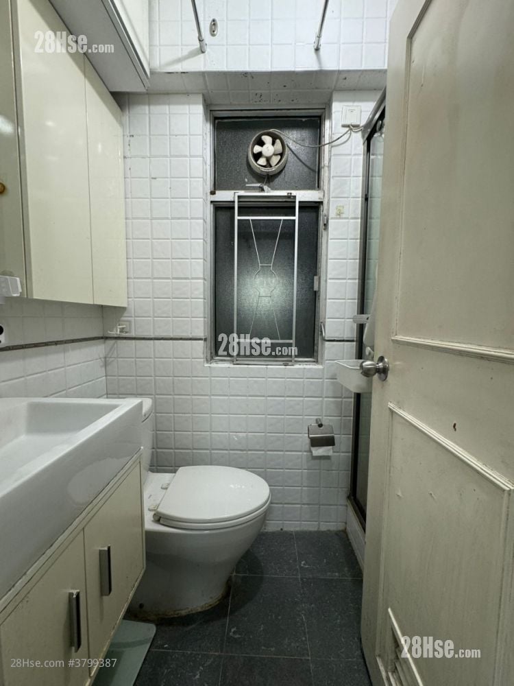 Tai Po Centre Sell 1 Bedroom , 1 Bathroom 315 ft²