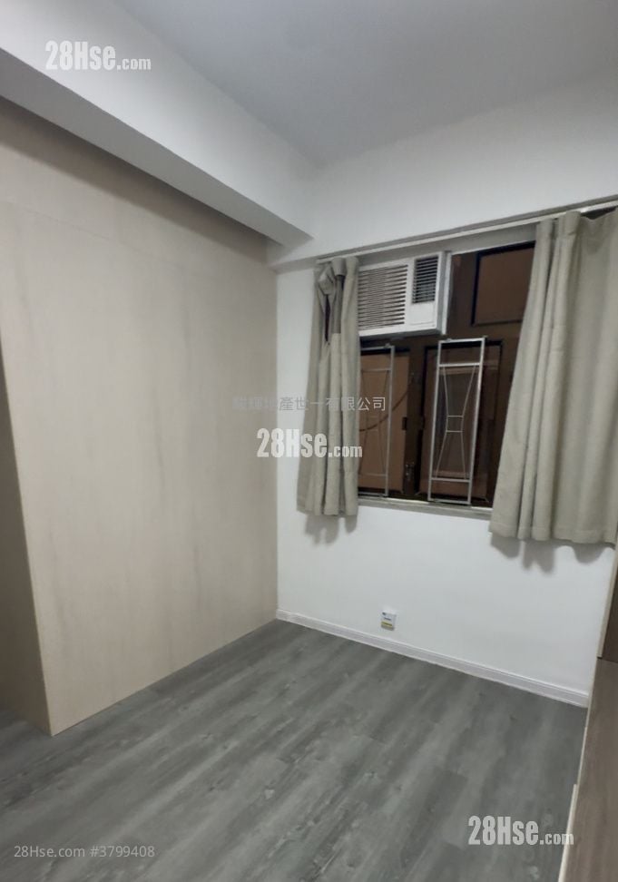 鸿辉大厦 售盘 2 房 , 1 浴室 310 平方尺