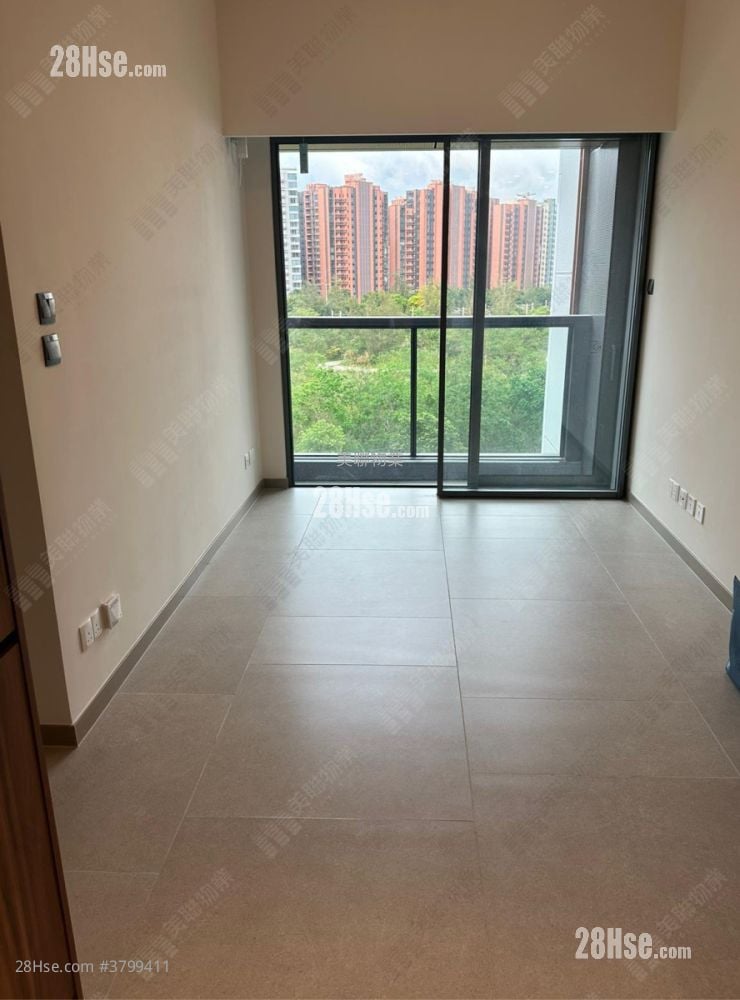 Silicon Hill Sell 2 Bedrooms 418 ft²