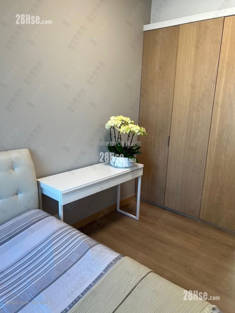 Century Link Sell 3 Bedrooms , 2 Bathrooms 641 ft²