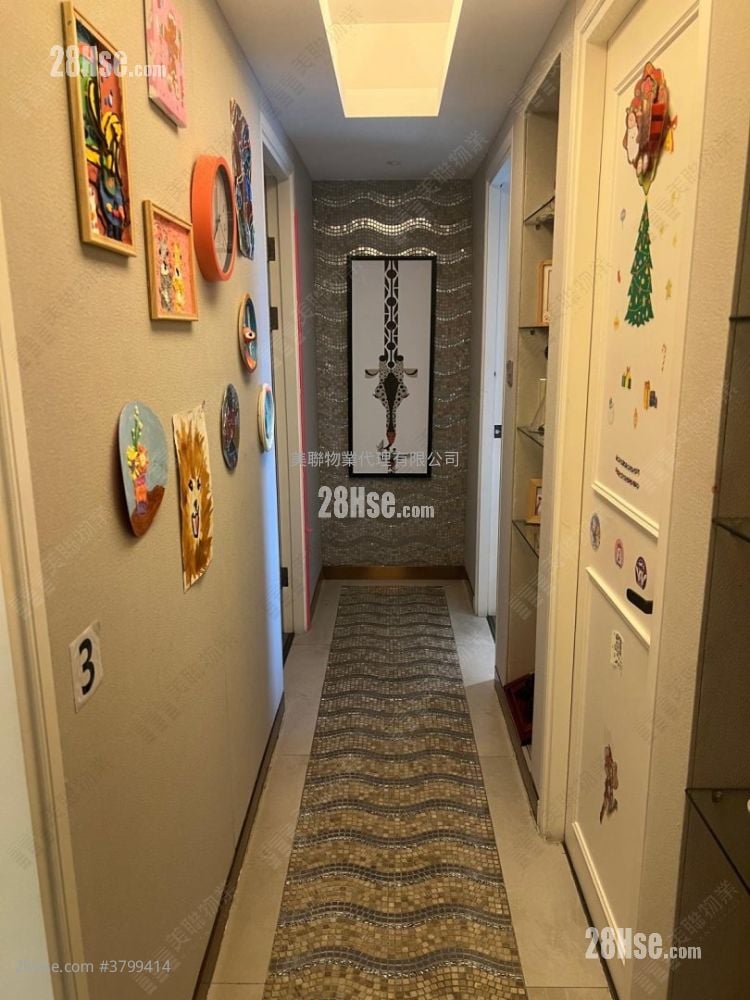 逸珑湾 售盘 4 房 1,400 平方尺