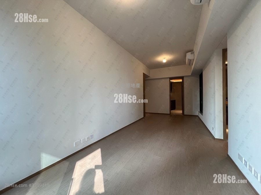 Onmantin Rental 899 ft²