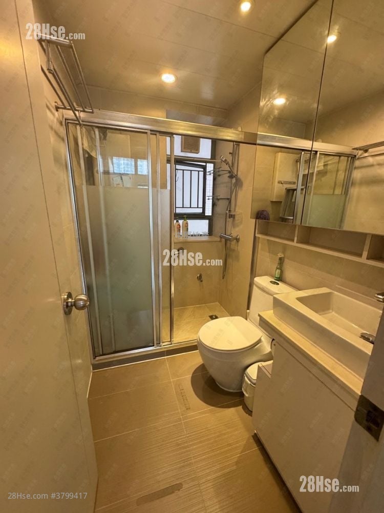 Tung Chung Crescent Rental 2 Bedrooms 592 ft²