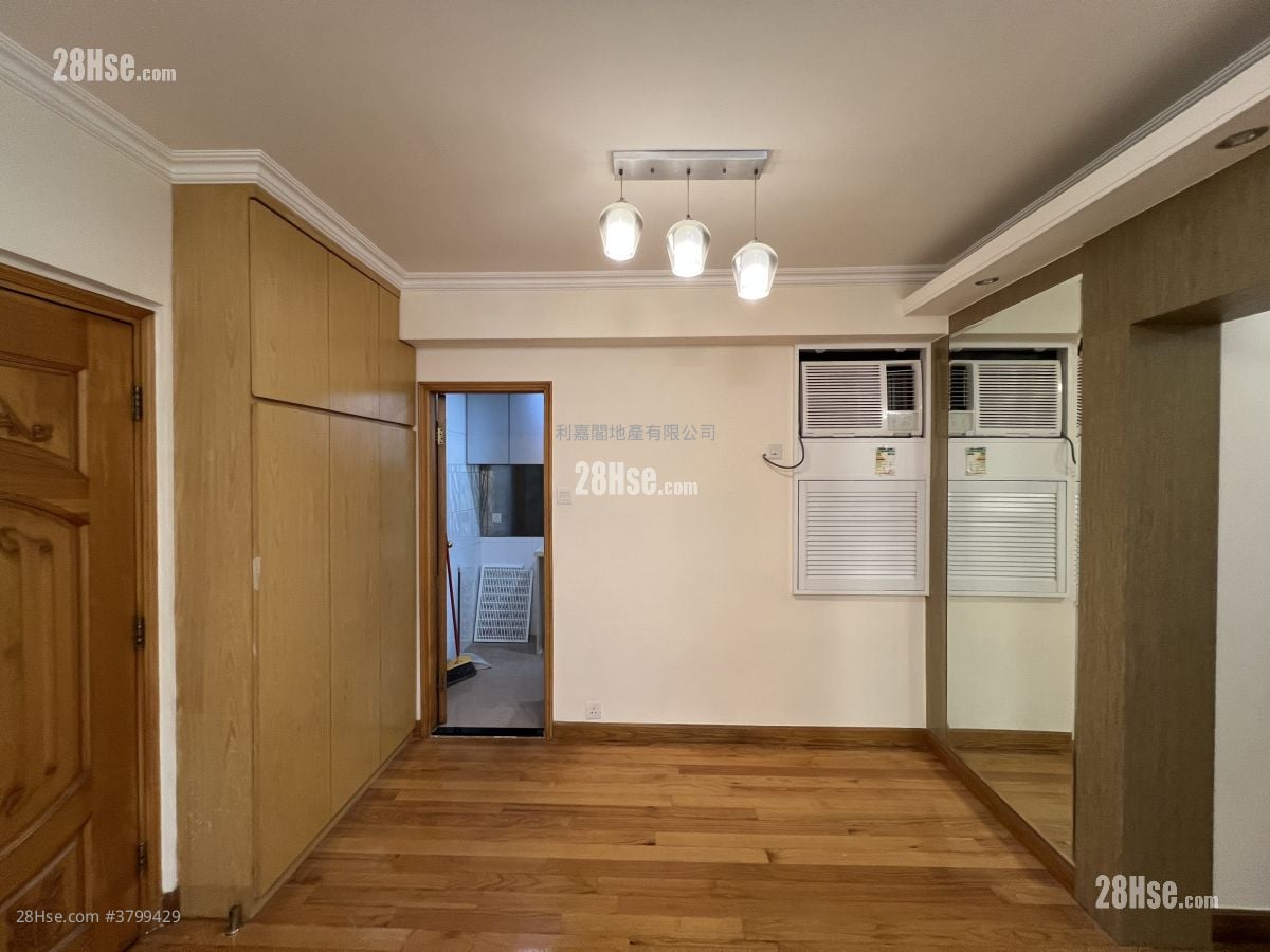 Serenade Cove Sell 3 Bedrooms , 2 Bathrooms 608 ft²