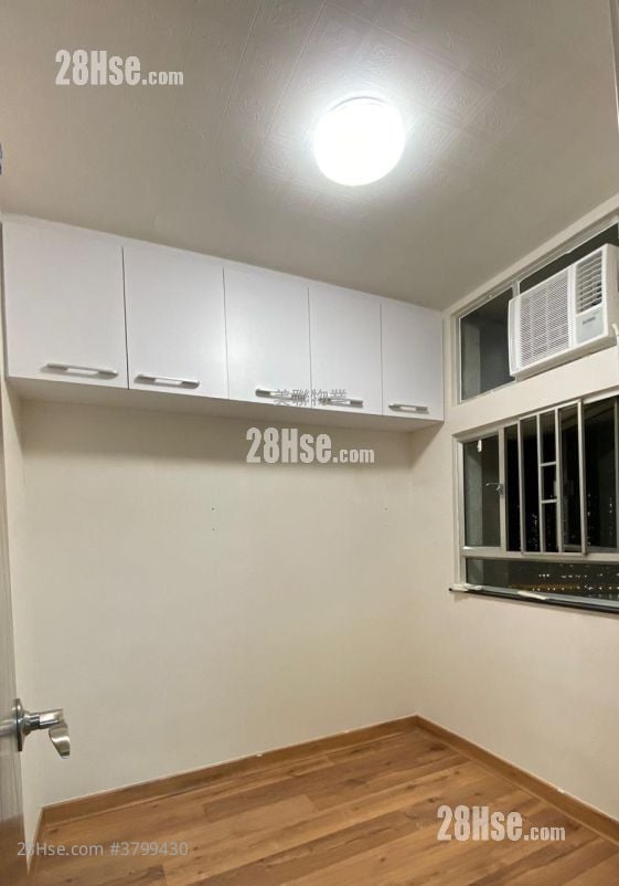 青泰苑 租盘 2 房 401 平方尺