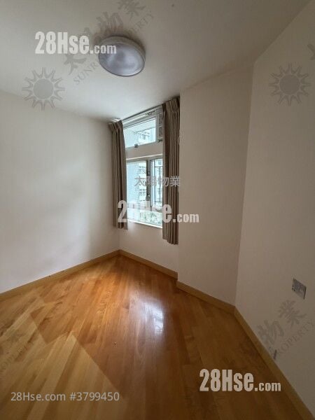 Whampoa Garden Sell 2 Bedrooms 389 ft²