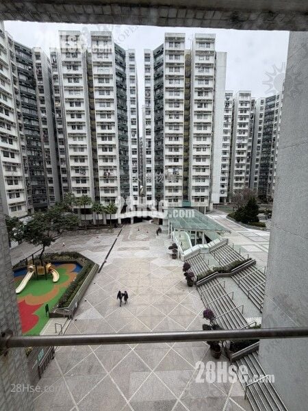 Whampoa Garden Sell 2 Bedrooms 389 ft²