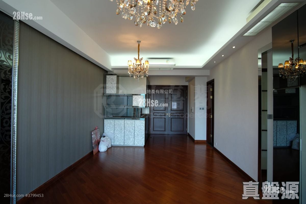 The Hermitage Sell 2 Bathrooms 1,060 ft²