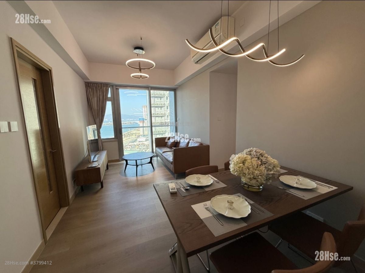 Century Link Sell 3 Bedrooms , 2 Bathrooms 641 ft²