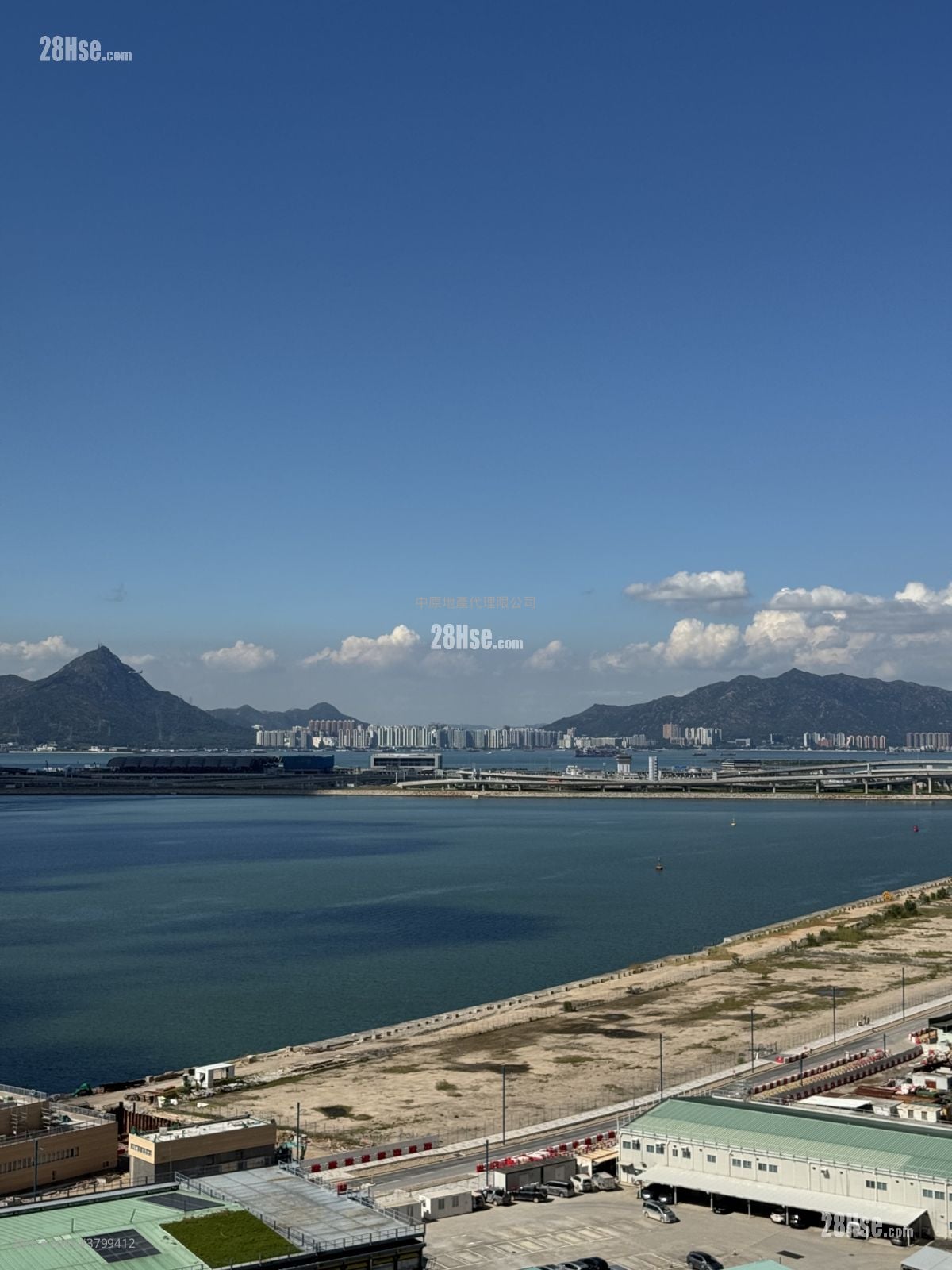 Century Link Sell 3 Bedrooms , 2 Bathrooms 641 ft²