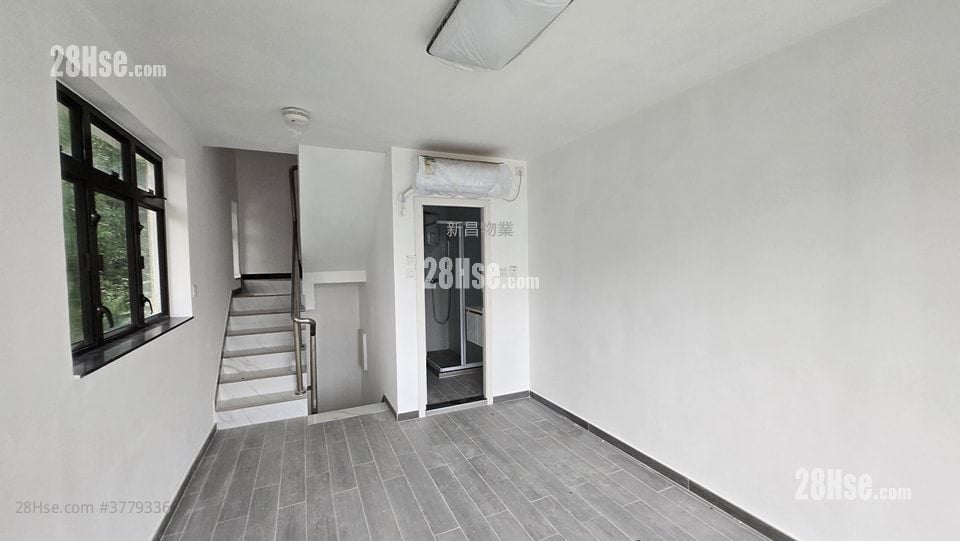 Tseung Kwan O Village Rental Studio , 3 Bathrooms