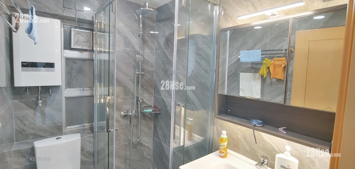 New Kwai Fong Gardens Sell 2 Bedrooms , 1 Bathroom 418 ft²