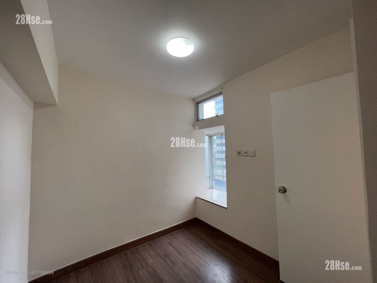 Greenfield Garden Sell 2 Bedrooms , 1 Bathroom 480 ft²