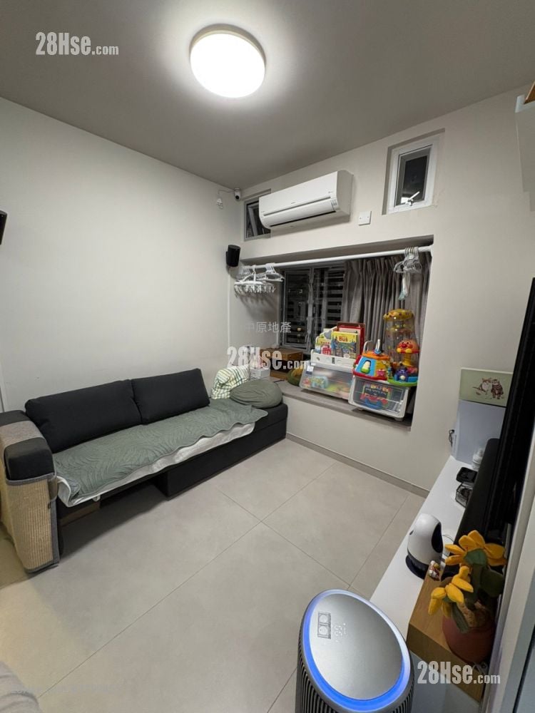 Greenfield Garden Sell 2 Bedrooms , 1 Bathroom 449 ft²