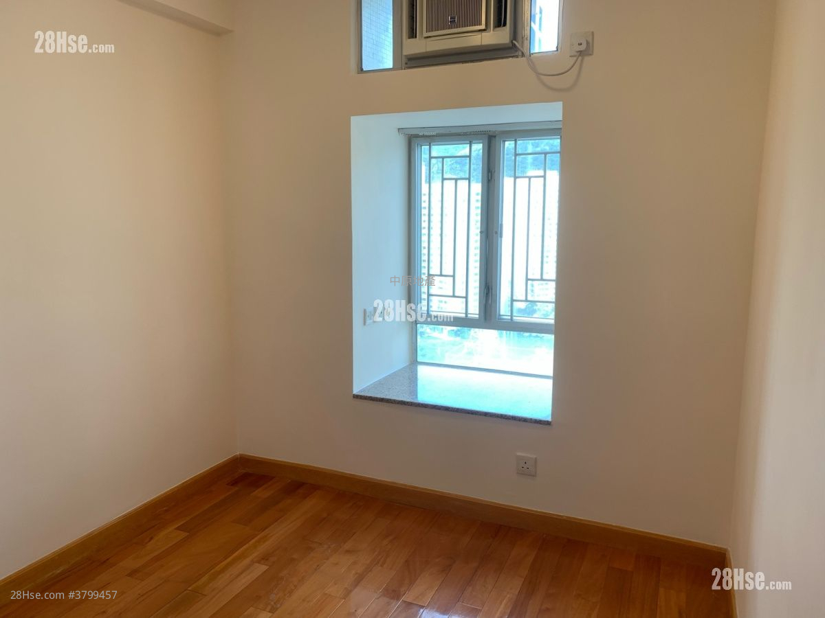 Greenfield Garden Sell 2 Bedrooms , 1 Bathroom 458 ft²