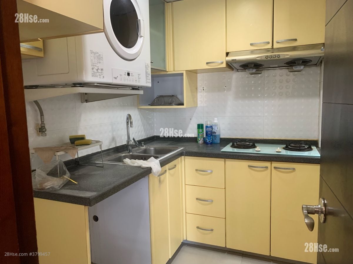 Greenfield Garden Sell 2 Bedrooms , 1 Bathroom 458 ft²