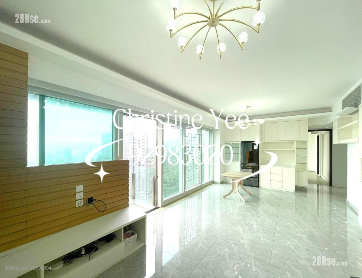 The Legend Rental 4 Bedrooms , 2 Bathrooms 1,386 ft²