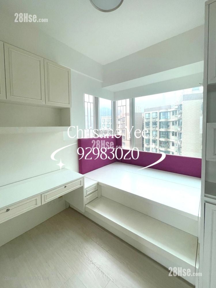 The Legend Rental 4 Bedrooms , 2 Bathrooms 1,386 ft²