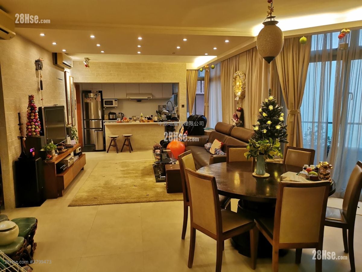 蓝天海岸 售盘 4 房 , 4 浴室 1,352 平方尺