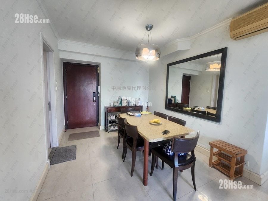 映湾园 售盘 3 房 , 2 浴室 718 平方尺