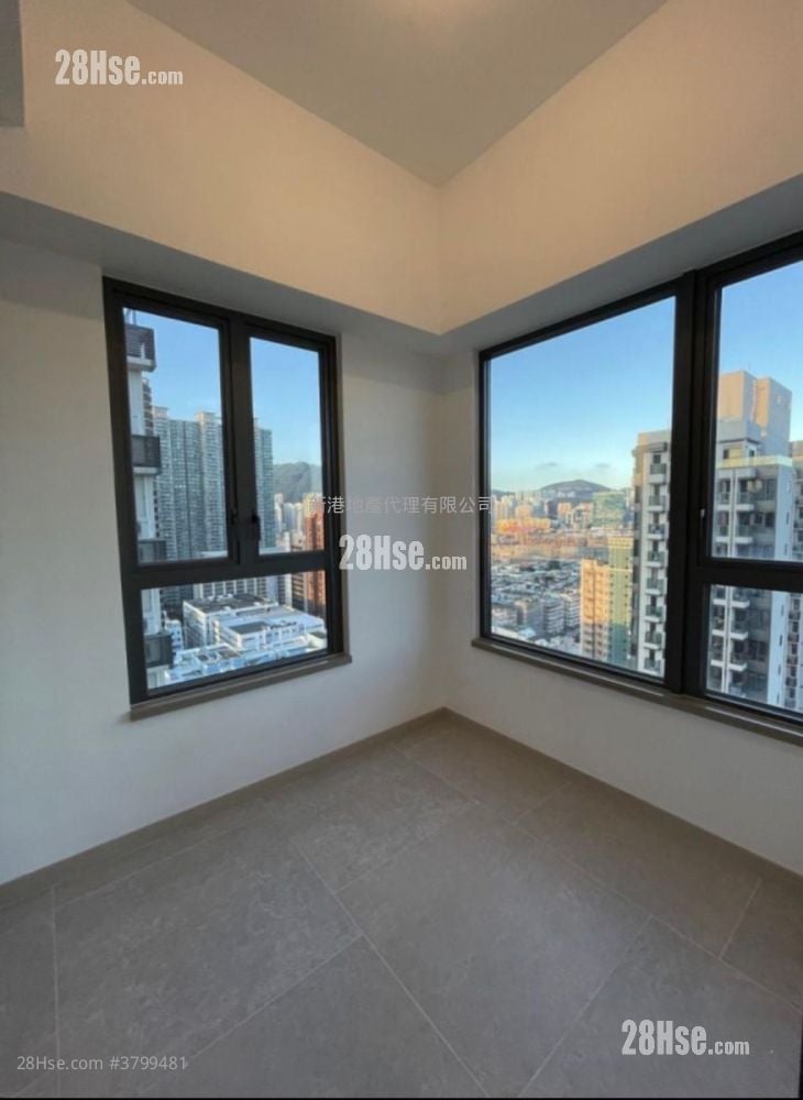 Downtown 38 售盘 1 房 , 1 浴室 309 平方尺