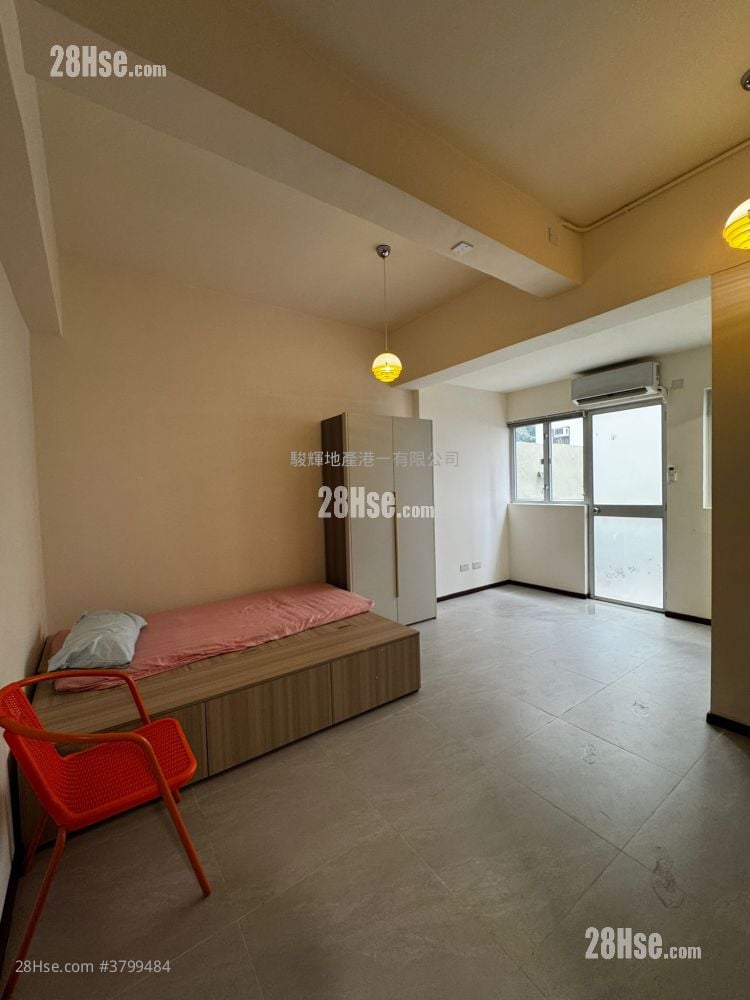 Tsan Yung Mansion Rental 180 ft²