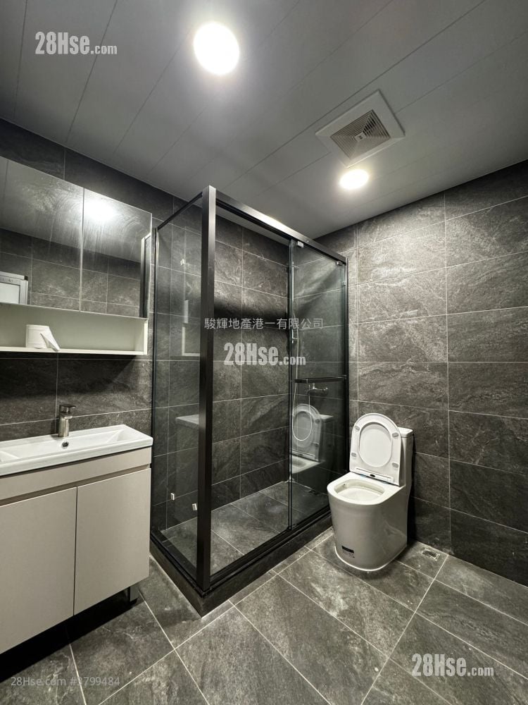 Tsan Yung Mansion Rental 180 ft²