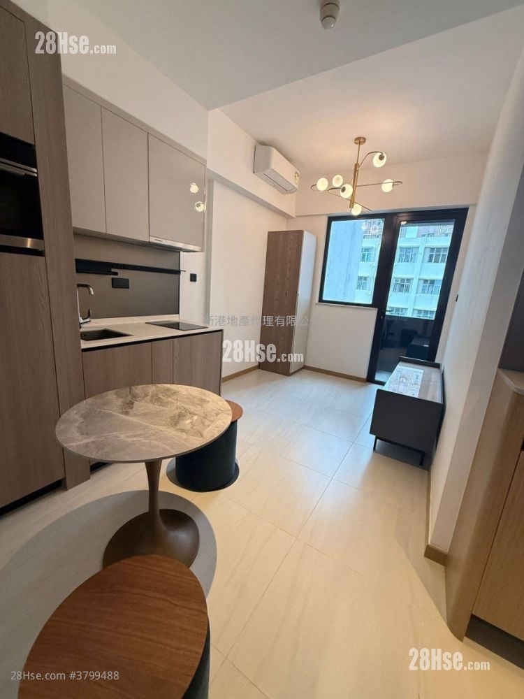 明隽 售盘 开放式间隔 , 1 浴室 231 平方尺