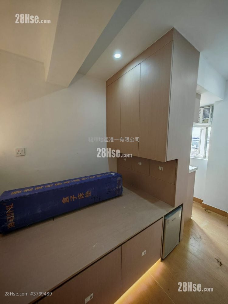 Man Yiu Building Rental Studio , 1 Bathroom 160 ft²