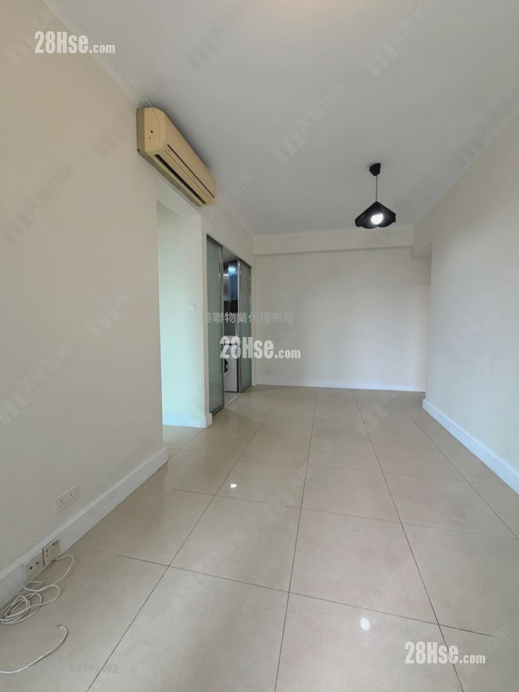 The Capitol Sell 2 Bedrooms , 1 Bathroom 519 ft²