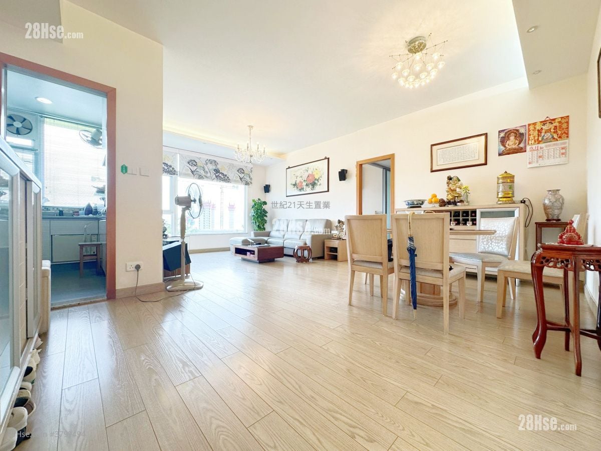 The Hillgrove Sell 4 Bedrooms , 3 Bathrooms 941 ft²