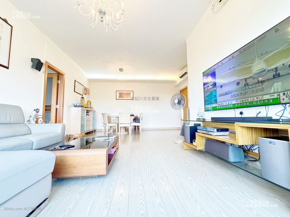 The Hillgrove Sell 4 Bedrooms , 3 Bathrooms 941 ft²