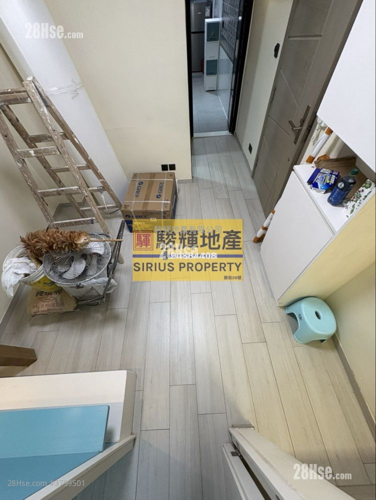 恒威阁 租盘 2 房 , 1 浴室 299 平方尺