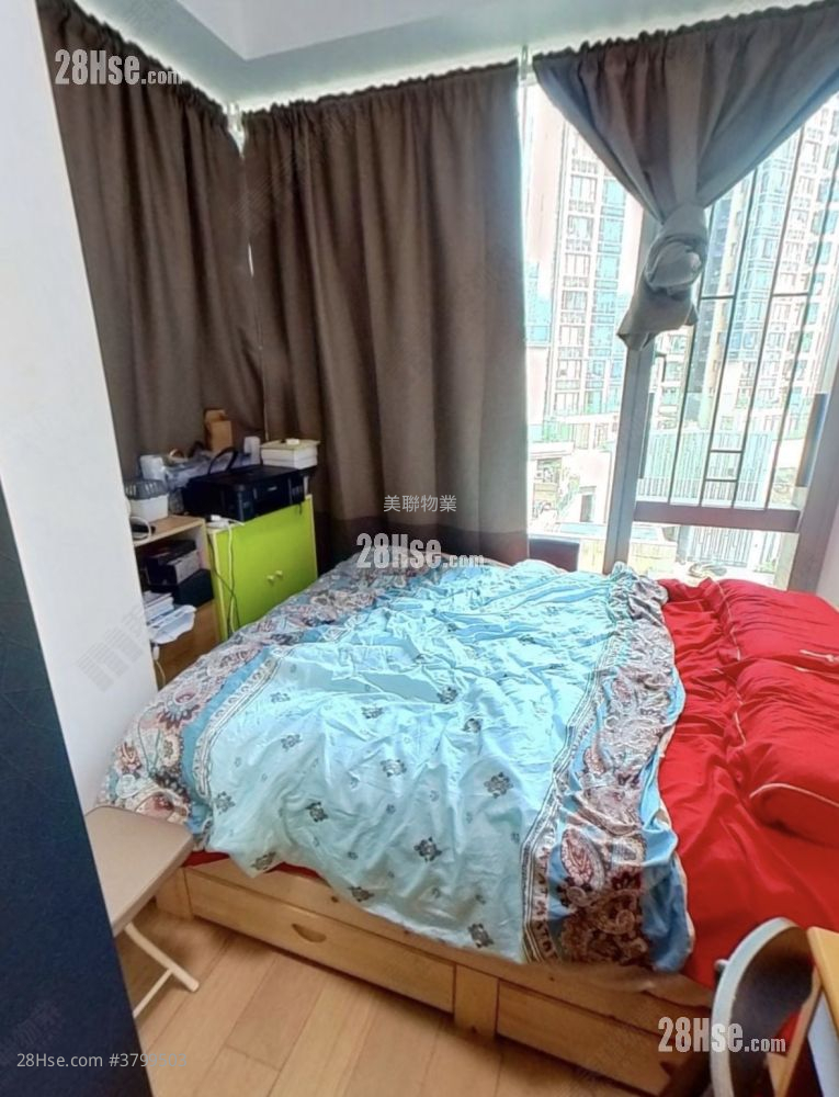 The Parkside Sell 1 Bedroom 413 ft²