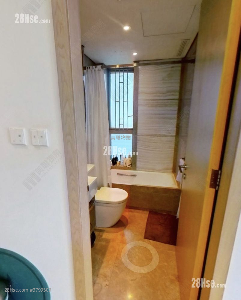 The Parkside Sell 1 Bedroom 413 ft²