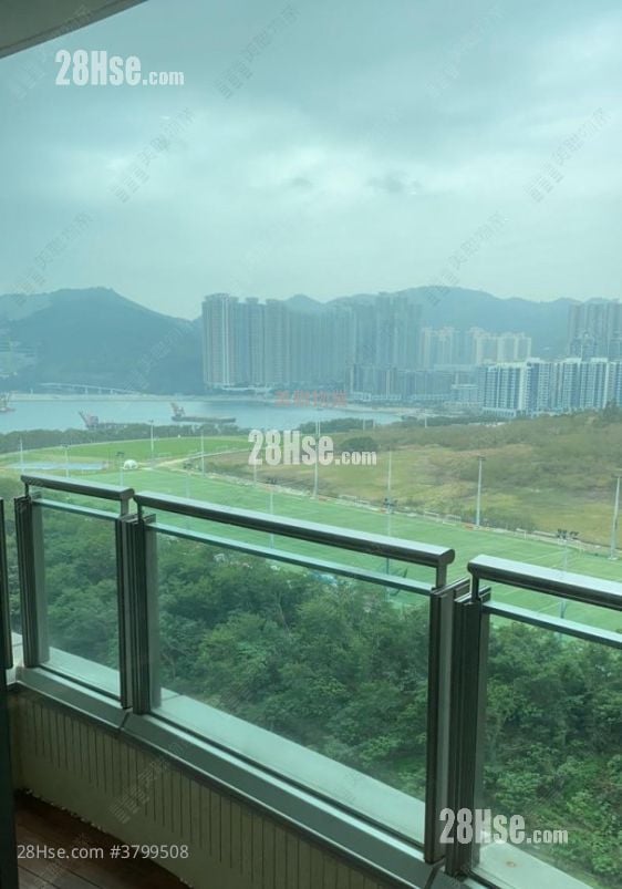 致蓝天 租盘 941 平方尺