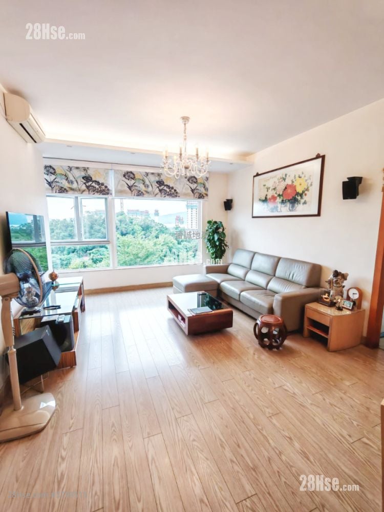 The Hillgrove Sell 4 Bedrooms , 3 Bathrooms 941 ft²