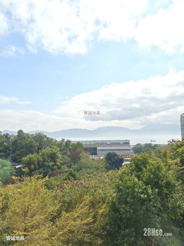 The Hillgrove Sell 4 Bedrooms , 3 Bathrooms 941 ft²