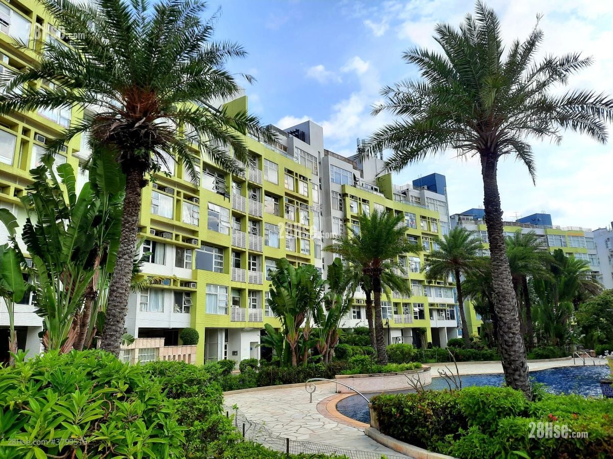 The Hillgrove Sell 4 Bedrooms , 3 Bathrooms 941 ft²