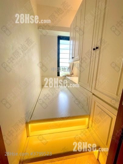 Twin Regency Sell 2 Bedrooms 454 ft²