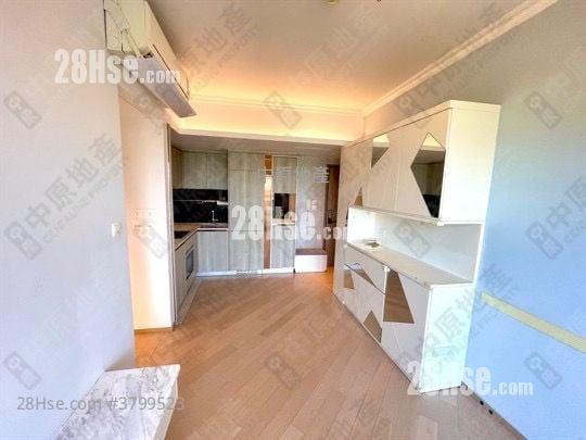 Twin Regency Sell 2 Bedrooms 454 ft²