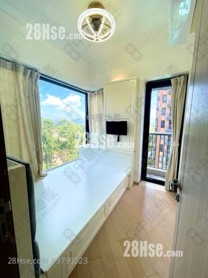 Twin Regency Sell 2 Bedrooms 454 ft²