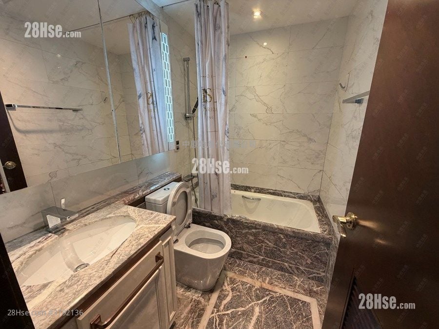 Mayfair By The Sea Rental 4 Bedrooms , 3 Bathrooms 1,400 ft²