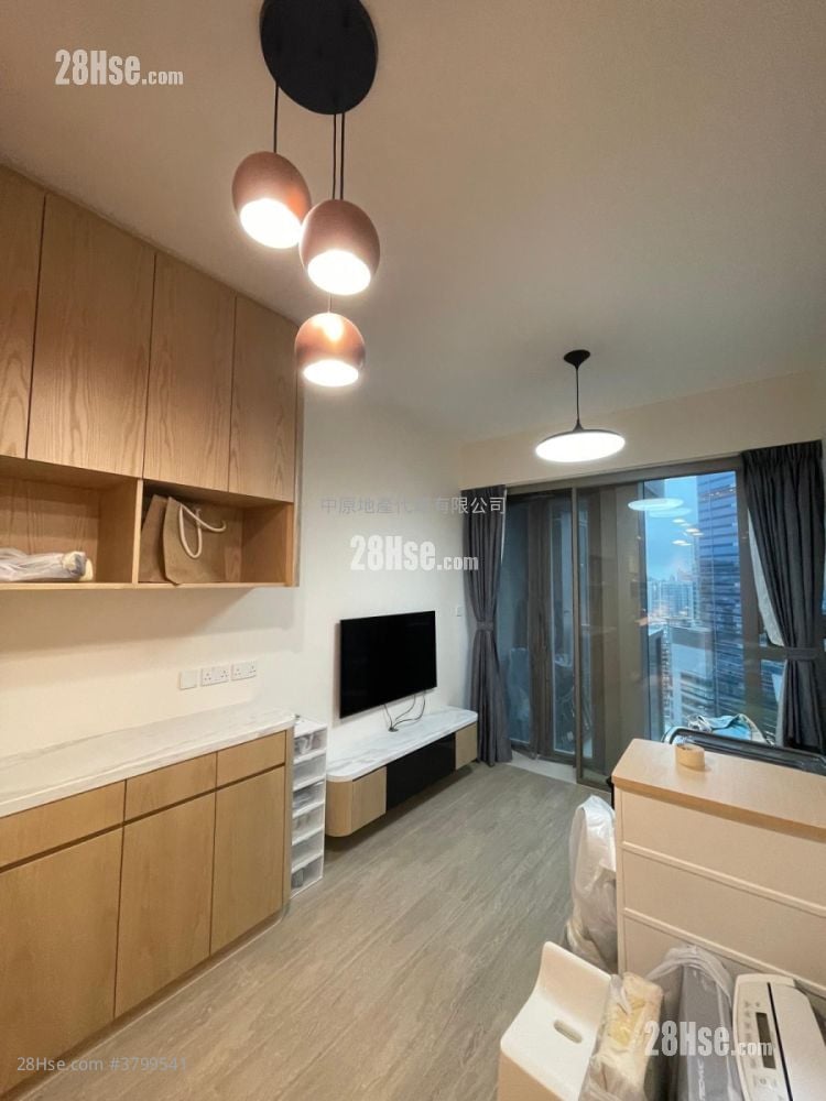 Grand Central Sell 1 Bedroom , 1 Bathroom 391 ft²