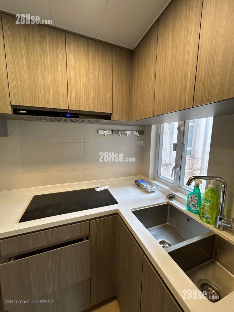 Tsuen Wan Centre Sell 374 ft²