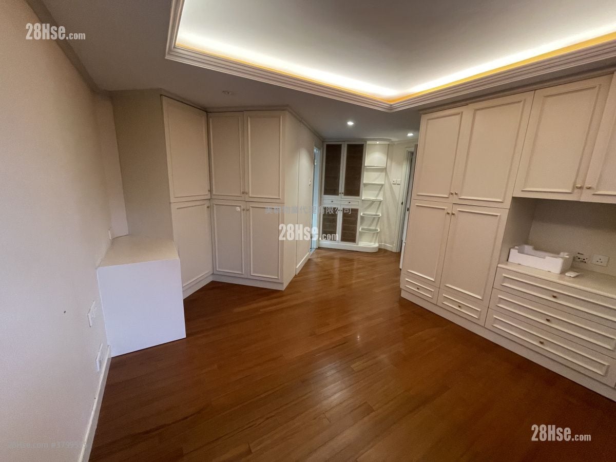 太古城 售盘 3 房 1,184 平方尺