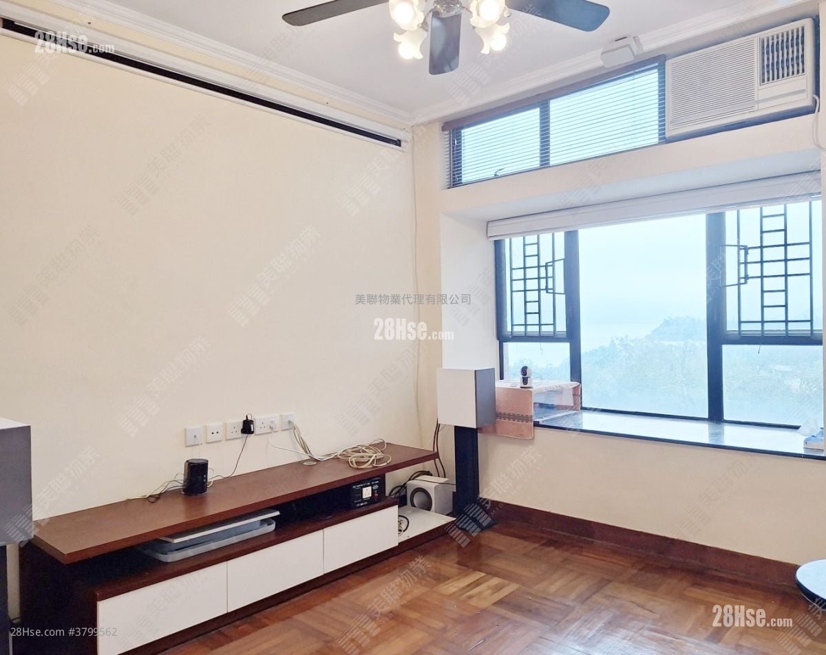 雅典居 售盘 3 房 , 2 浴室 727 平方尺