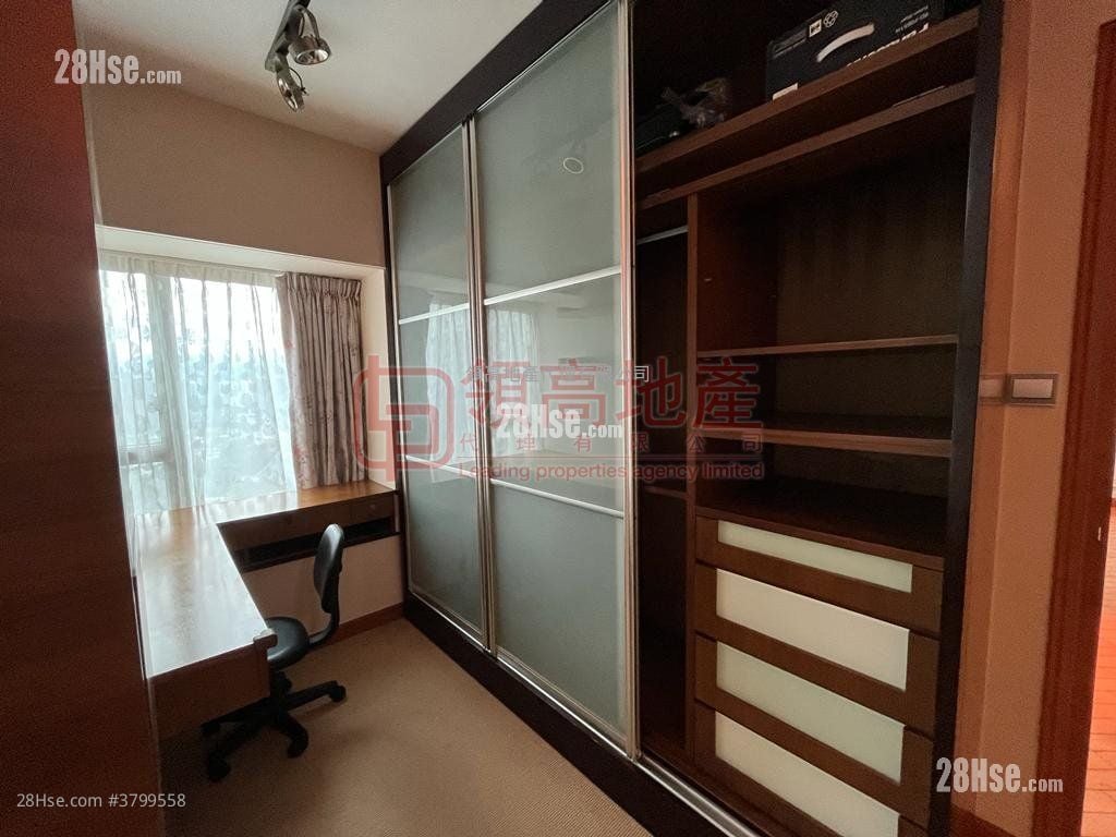 Sorrento Rental 2 Bedrooms , 2 Bathrooms 849 ft²