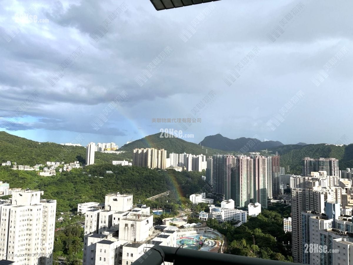 蔚蓝湾畔 售盘 3 房 , 2 浴室 667 平方尺